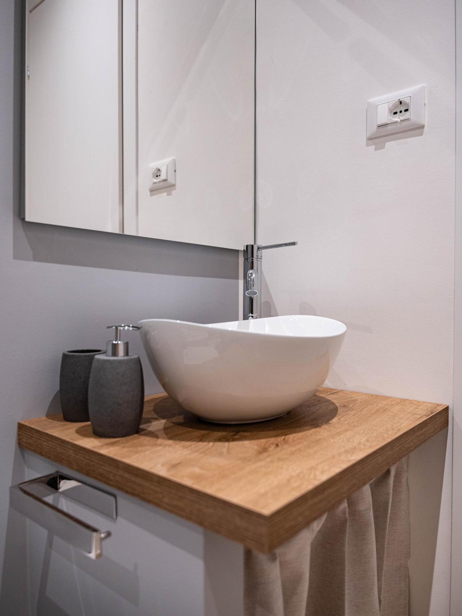 Moor Assarotti Suites - Genova City Center Exteriör bild